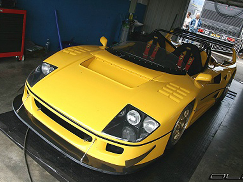 Illustration for article titled The Story Of The Ferrari F40 LM That Lost Its Top